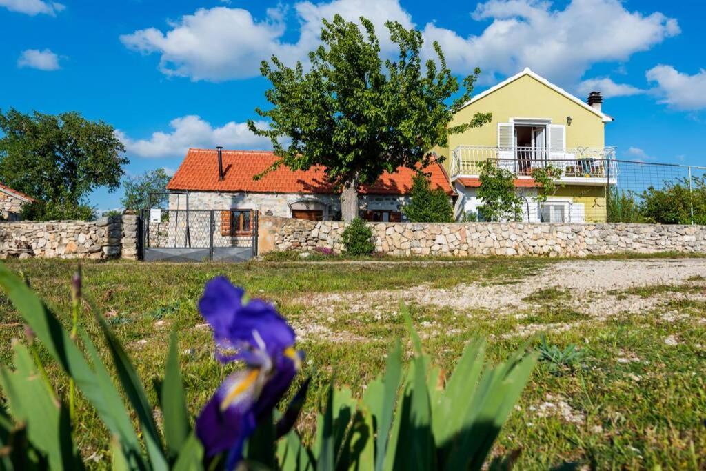 Peaceful House In Nature Nearby National Park Krka Bristane Extérieur photo